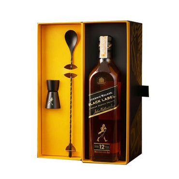 Johnnie Walker Black Label 700ml Cocktail Kit