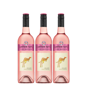 3x Yellow Tail Pink Moscato 750ml